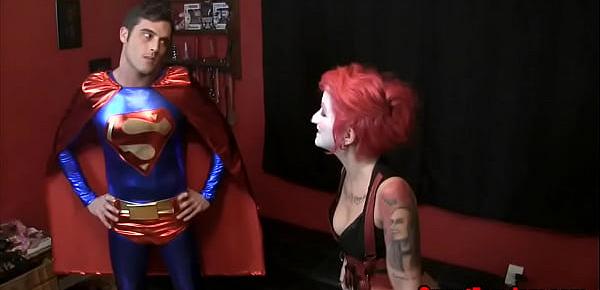  Harley Quinn Fucks Superman STRAPON CLOWN